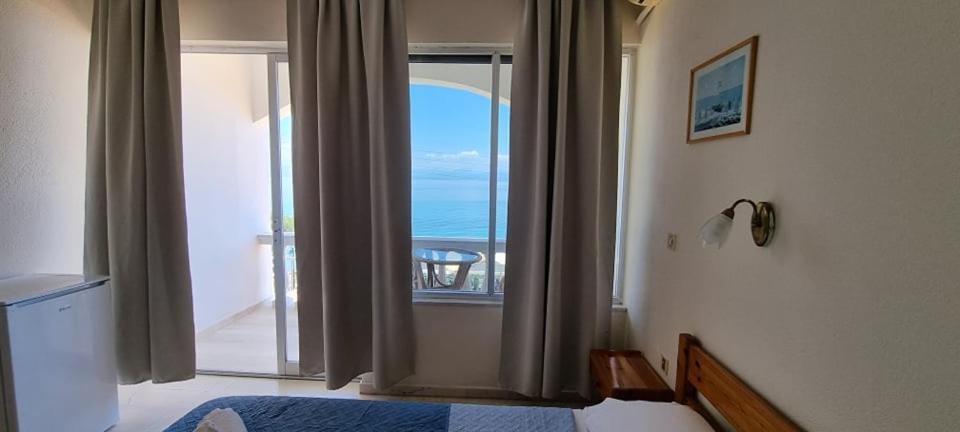 Ionian Mare Aparthotel Agios Ioannis Peristeron  Ngoại thất bức ảnh