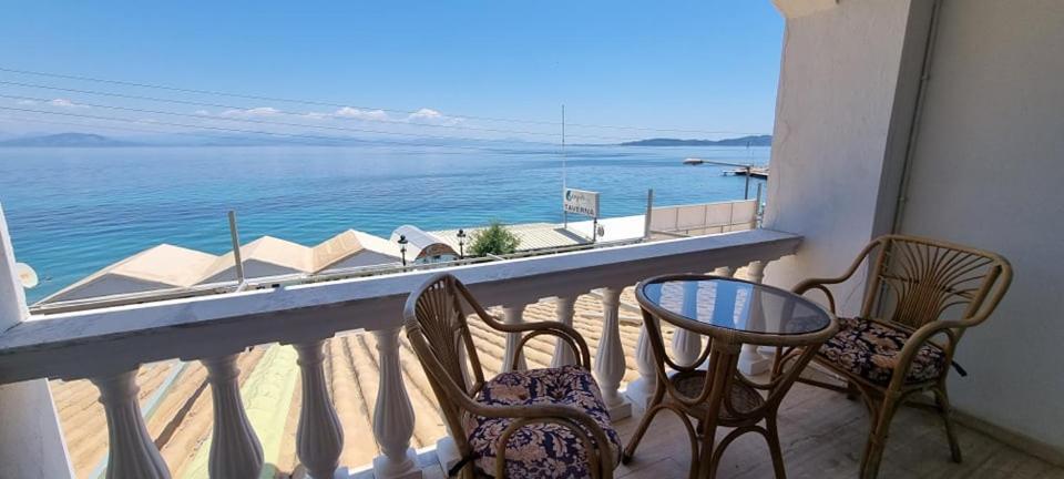Ionian Mare Aparthotel Agios Ioannis Peristeron  Ngoại thất bức ảnh